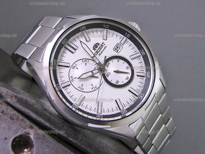 Orient Urban Sports Automatik Armbanduhr RA-AK0603S10B Orient Urban Sports Automatik Armbanduhr RA-AK0603S10B