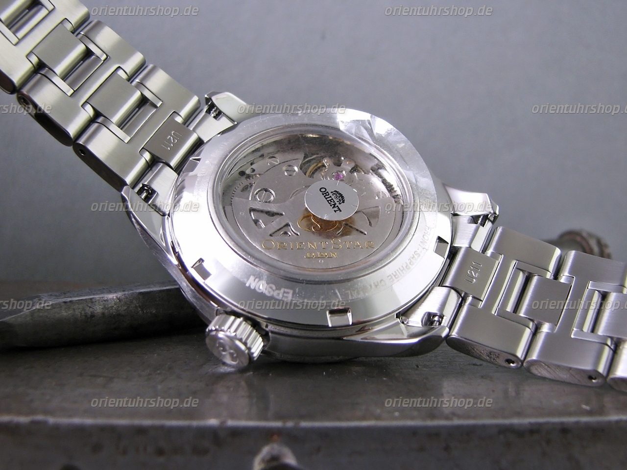 Orient Star Open Heart Automatik Herrenuhr RE-AT0001L00B Orient Star Open Heart Automatik Herrenuhr RE-AT0001L00B