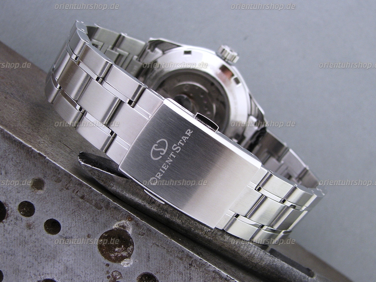 Orient Star Open Heart Automatik Herrenuhr RE-AT0001L00B Orient Star Open Heart Automatik Herrenuhr RE-AT0001L00B