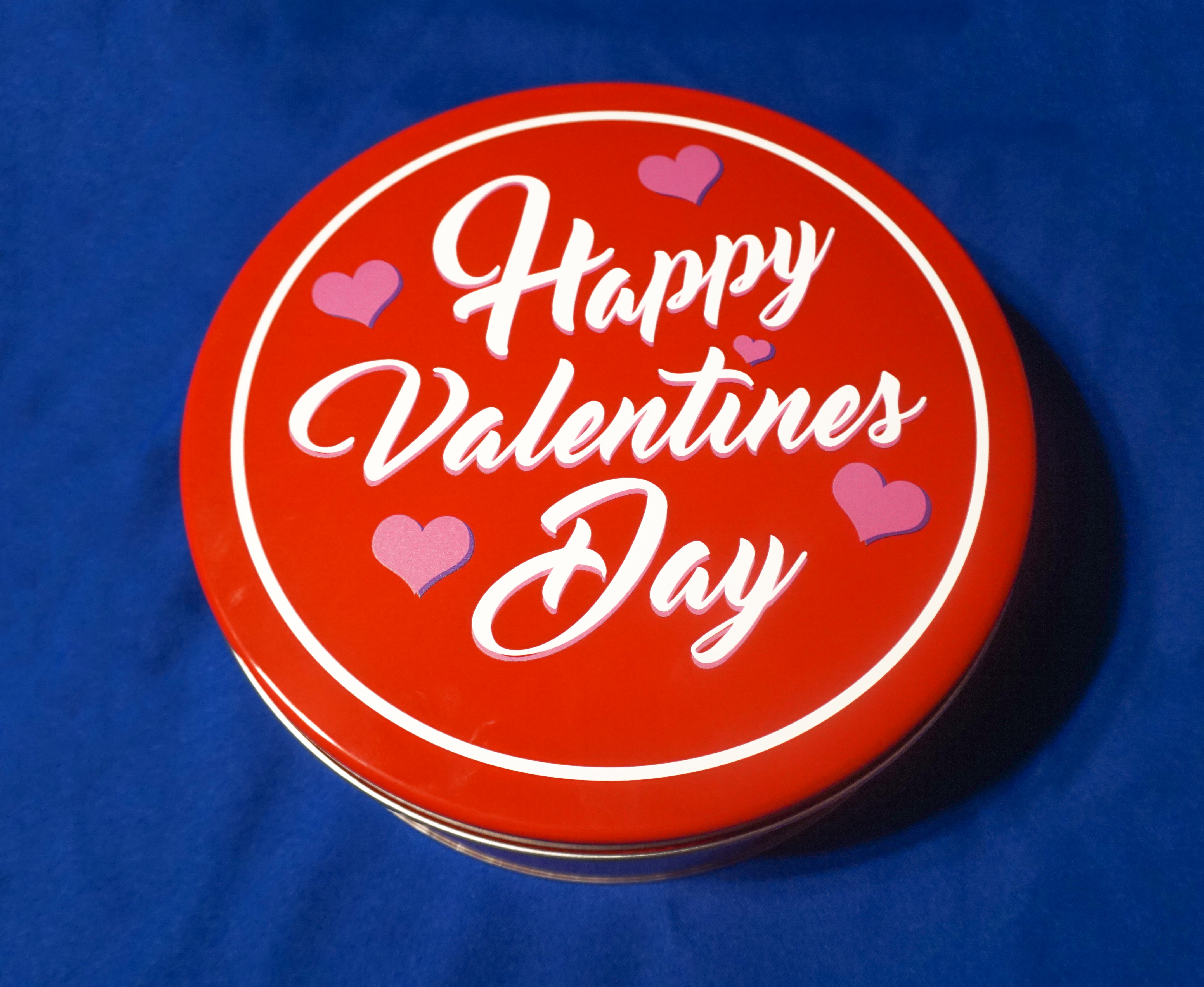 Happy Valentine's Day Tin & Coffee Cake