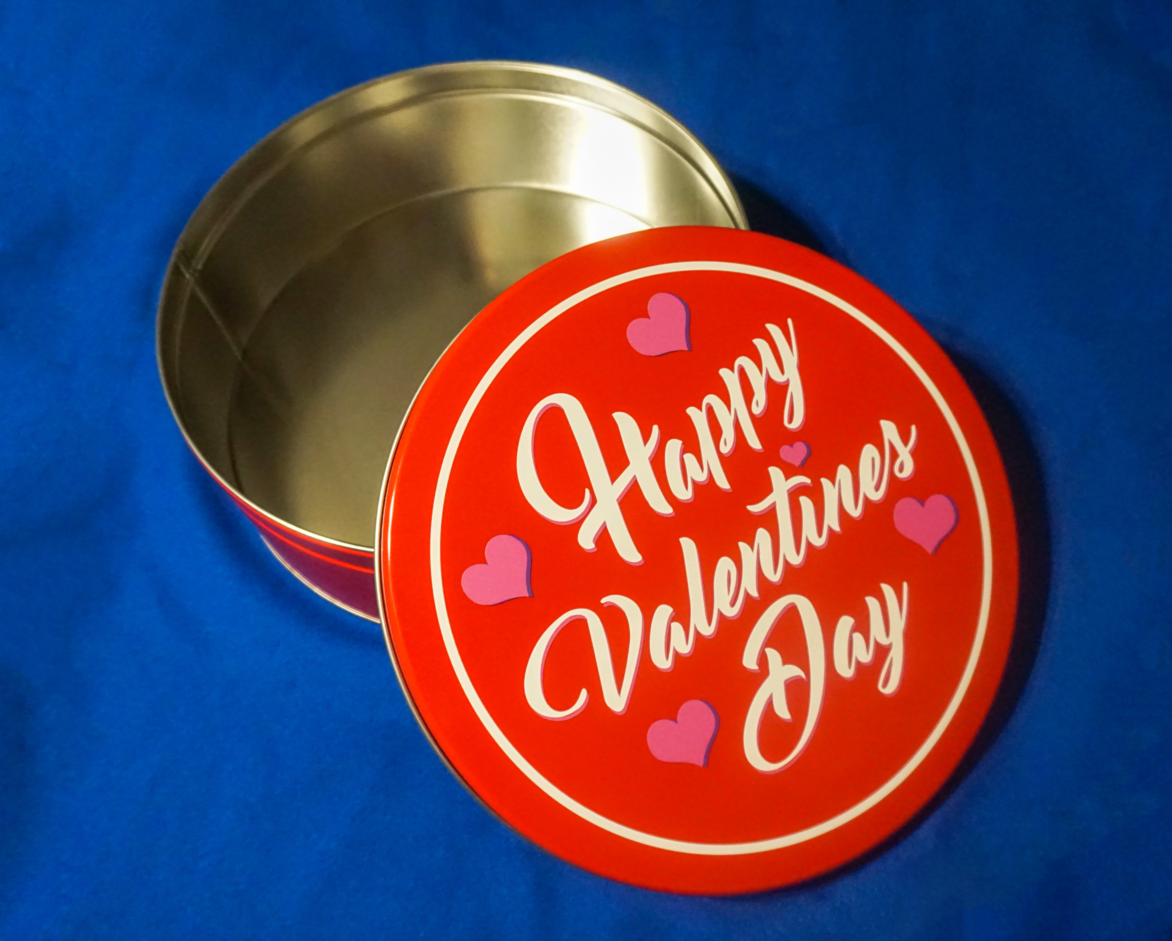 Happy Valentine's Day Tin & Coffee Cake
