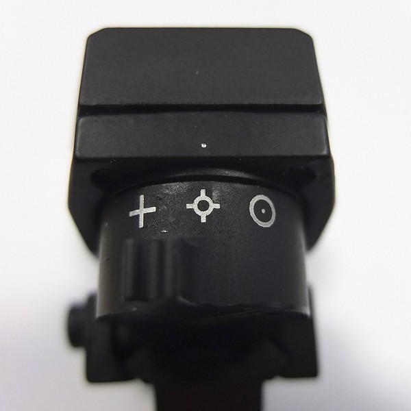 4 Leuchtsymbole zur freien Auswahl. Die Standardeinstellung ergibt einen kleinen roten Lichtpunkt