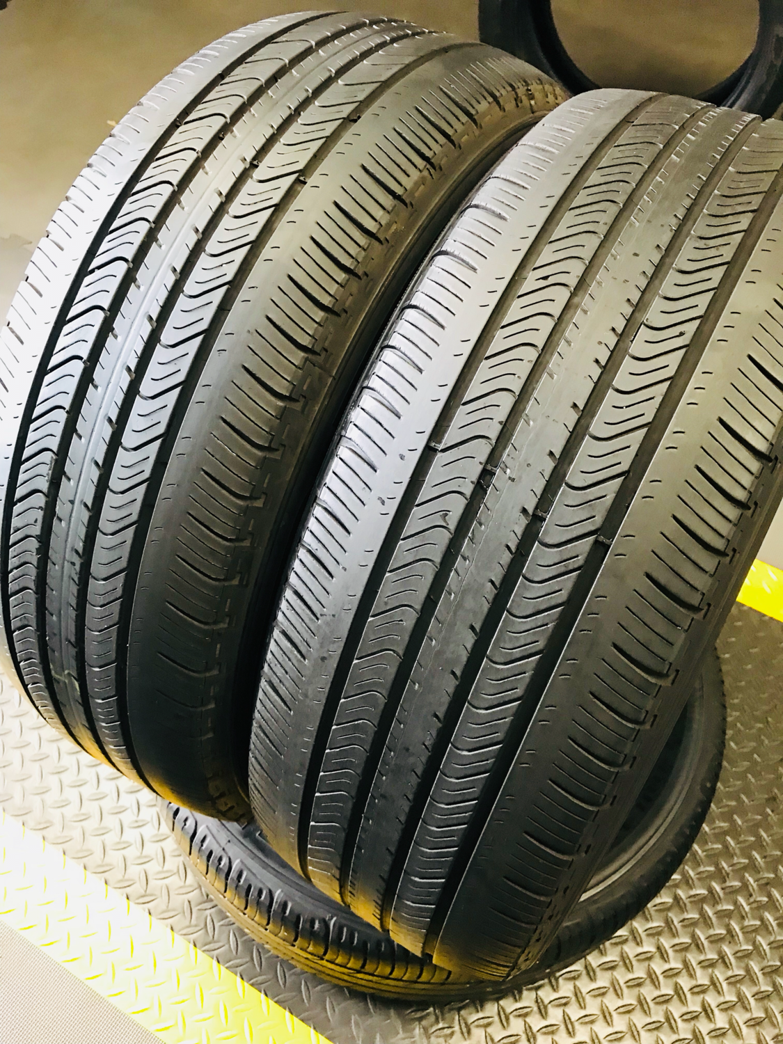 2-used-tires-215-55r17-michelin-primacy-mxv4-with-5-32