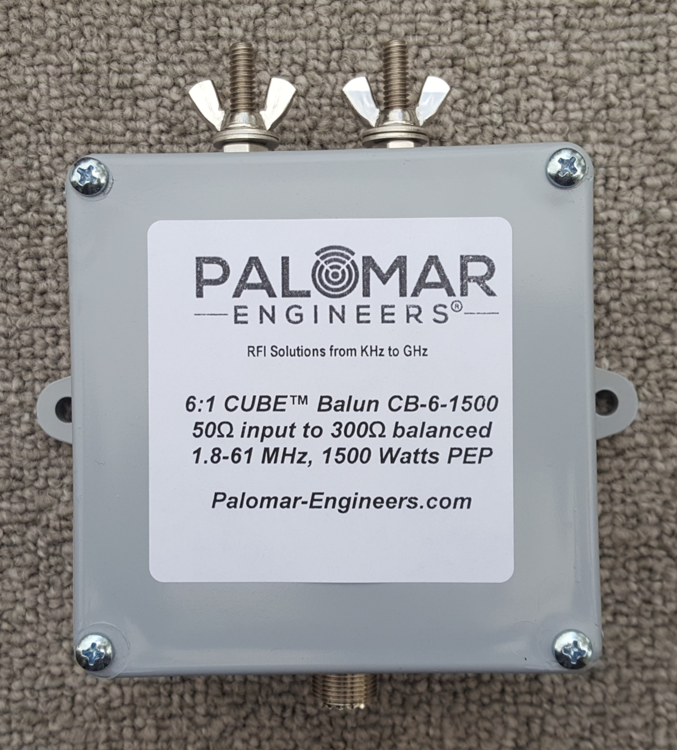 50:300 (6:1) CUBE™ Balun, 1-61 MHz, 1.5/3KW (choose top stud/eyebolt/power rating) 50:300 (6:1) CUBE™ Balun, 1-61 MHz, 1.5/3KW (choose top stud/eyebolt/power rating)
