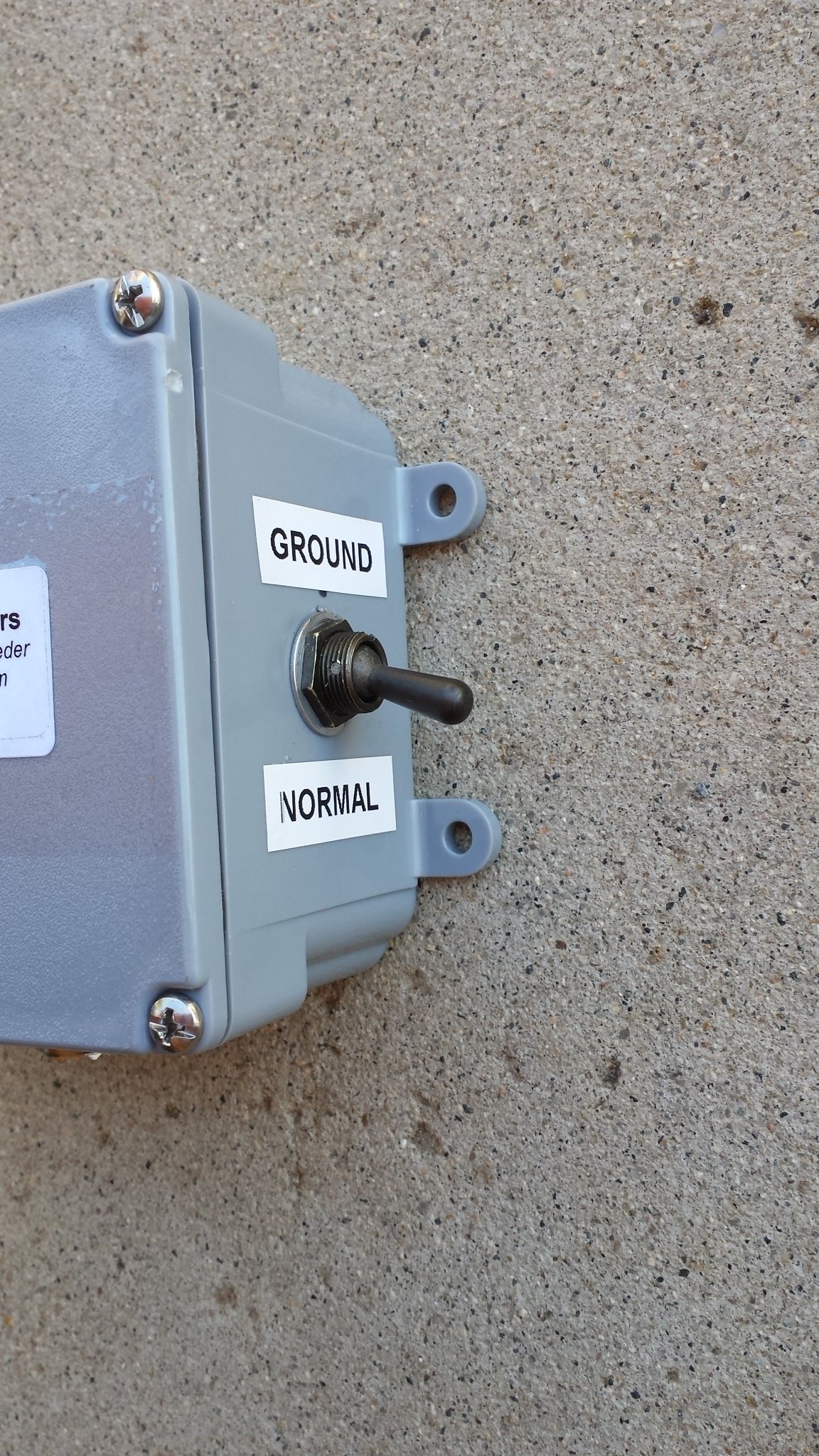 Coax Static Bleeder with Center Conductor Ground Switch Coax Static Bleeder with Center Conductor Ground Switch