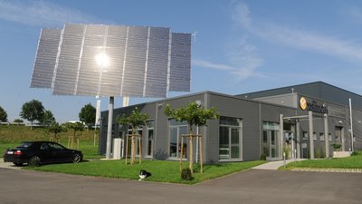 myCleantechSolarTracker™ - frei stehende der Sonne nachgeführte komplette Solar Anlage zur Strom- / Energieerzeugung myCleantechSolarTracker™ - frei stehende der Sonne nachgeführte komplette Solar Anlage zur Strom- / Energieerzeugung