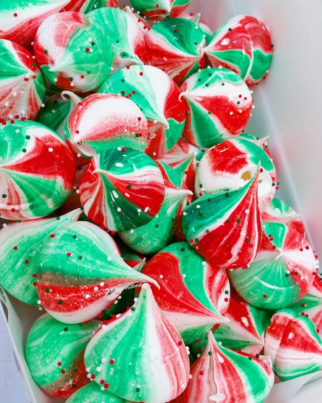 Christmas Meringues / Merenguitos Christmas Meringues / Merenguitos