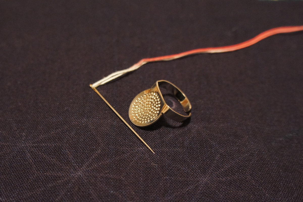 A set of Sashiko Needles and Thimble SE_Thim_Needle_Set