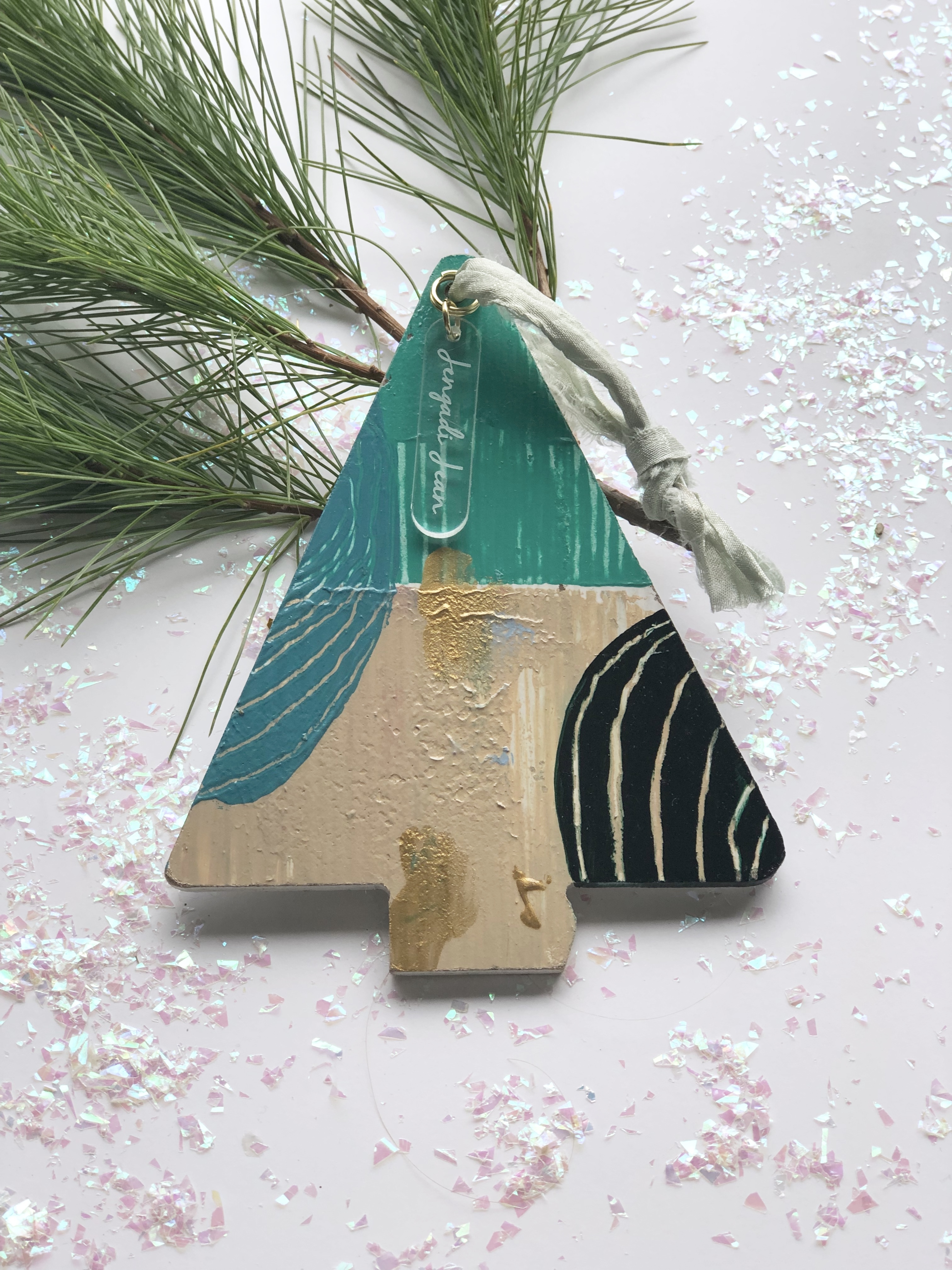 Ornament No. 22 00140
