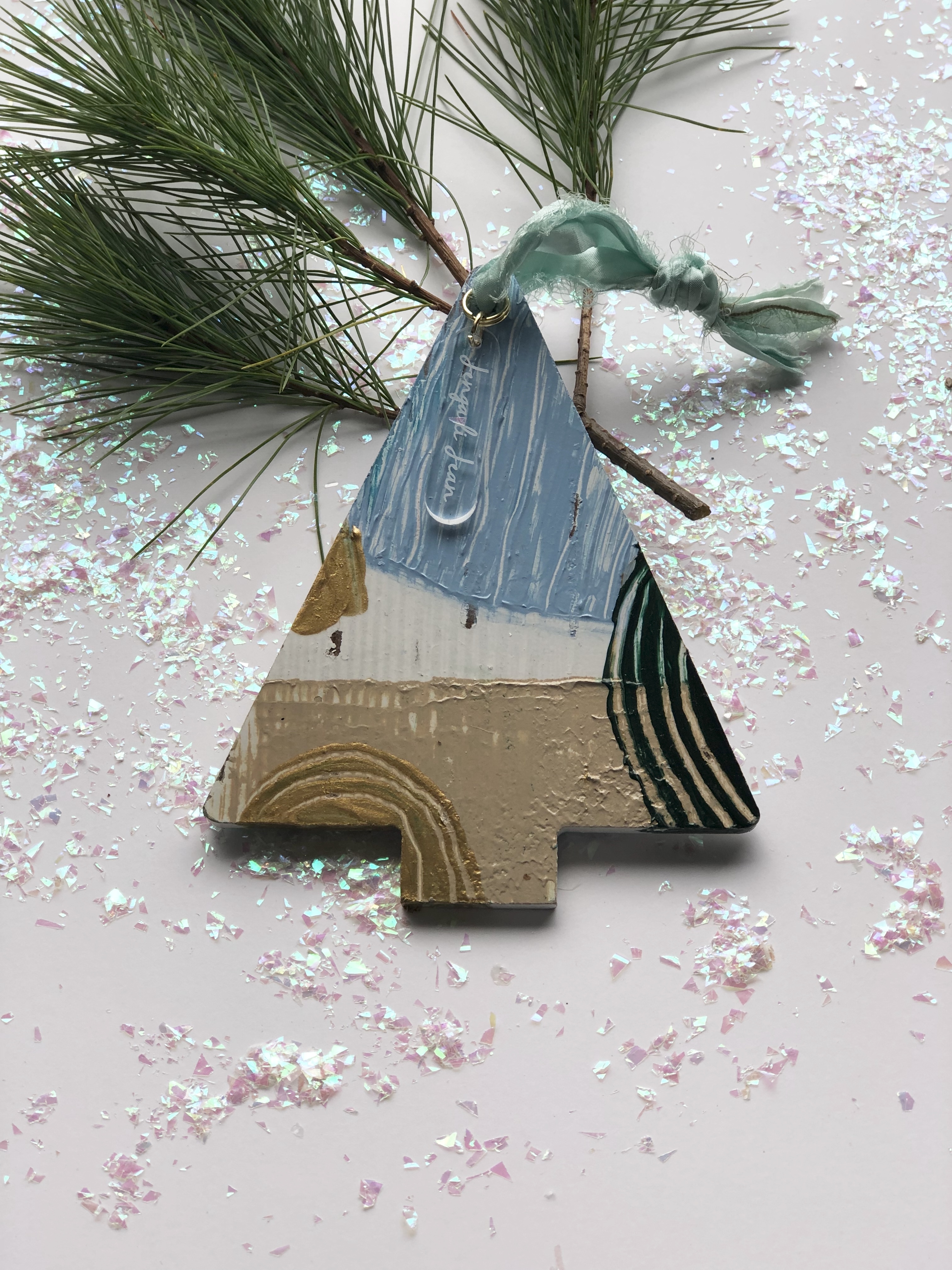Ornament No. 8 00126