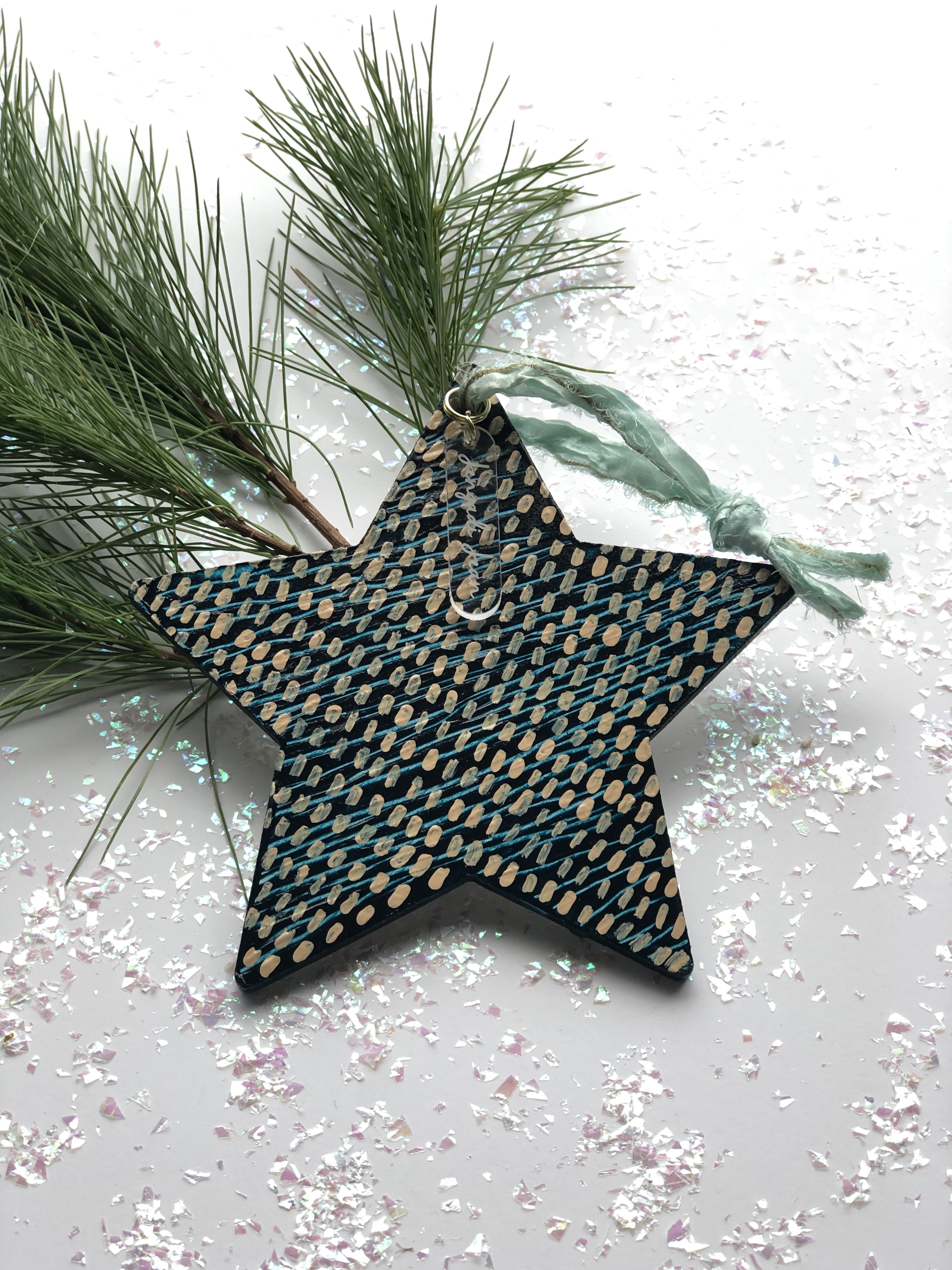 Ornament No. 37 00155