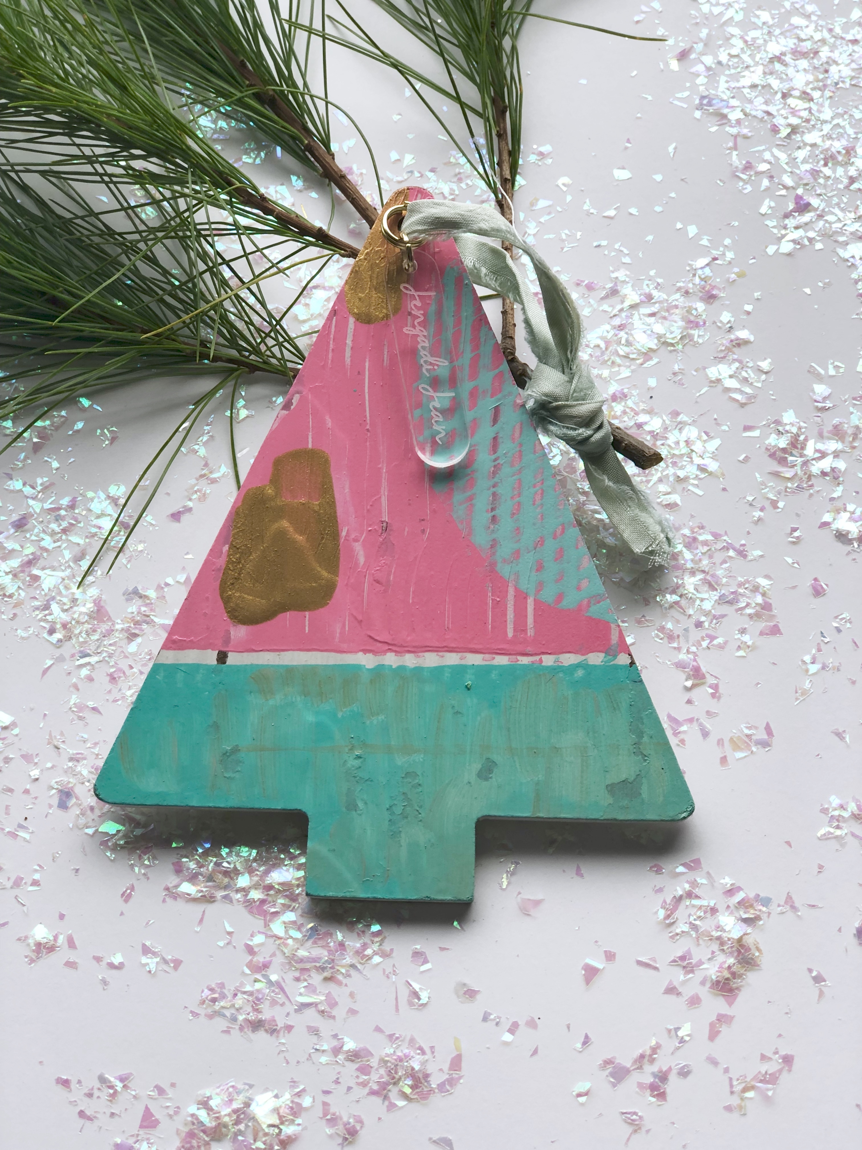 Ornament No. 11 00129