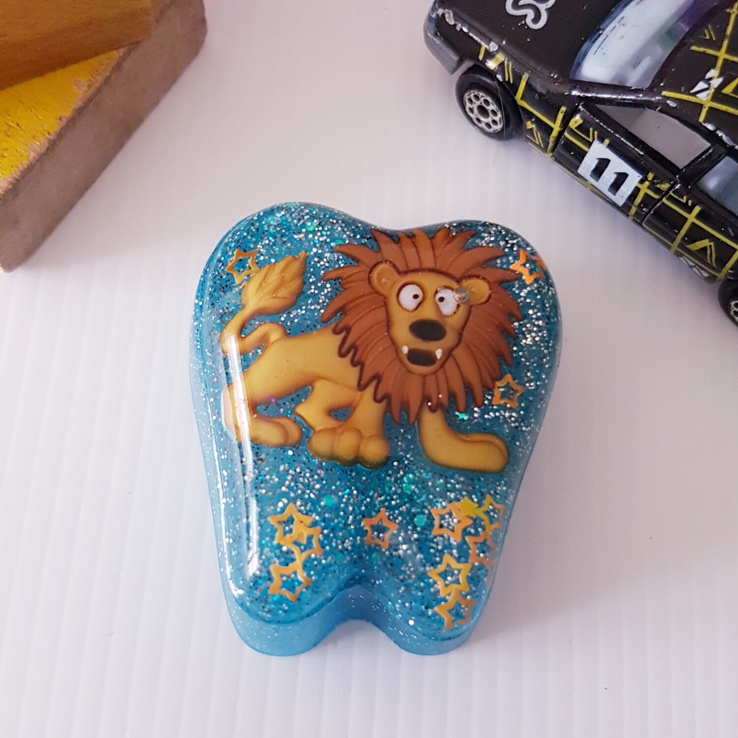 Lion Tooth Fairy Box