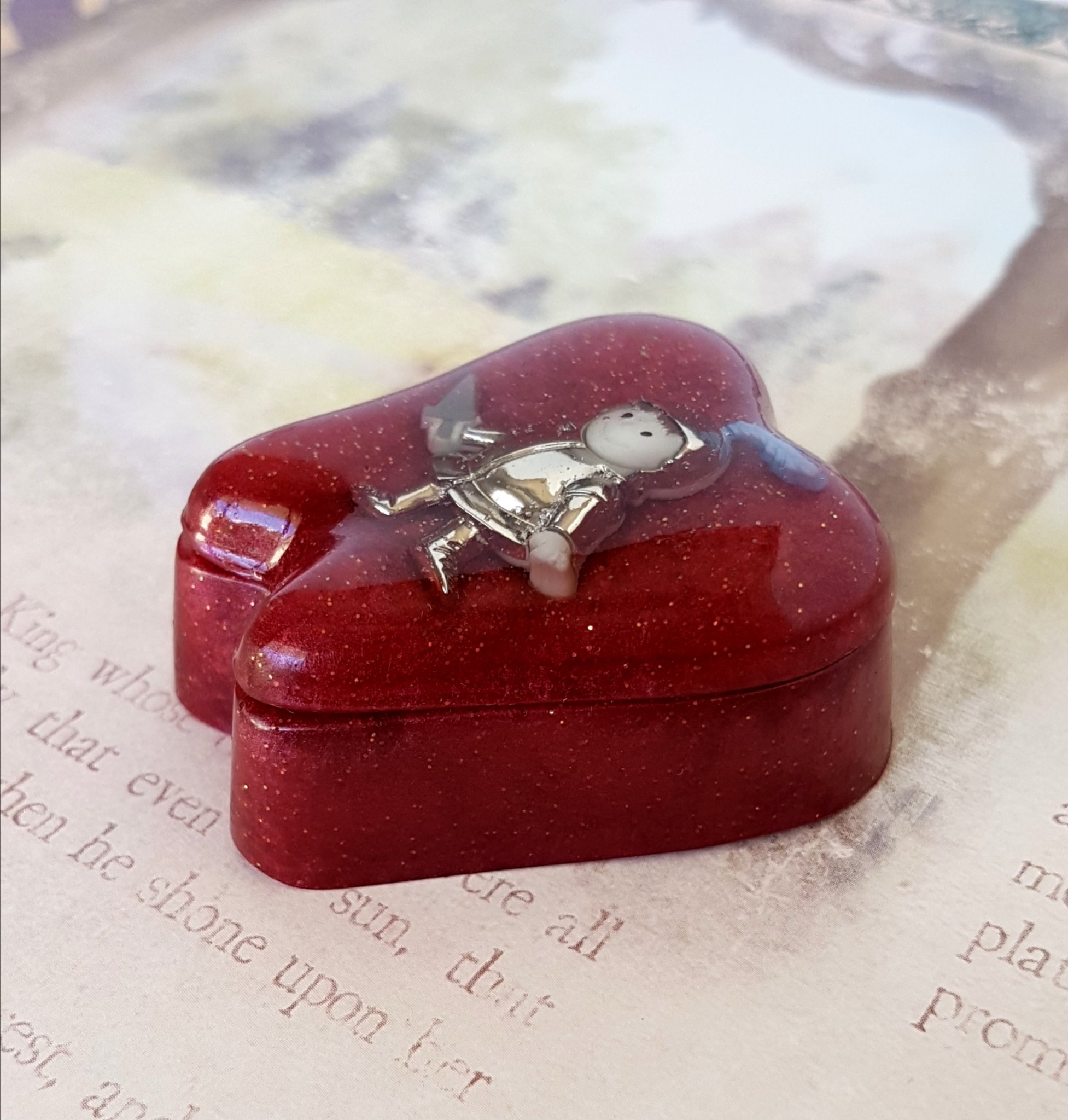 Side View Knight In Shining Armour Tooth Fairy Box Flying Fairy Creations