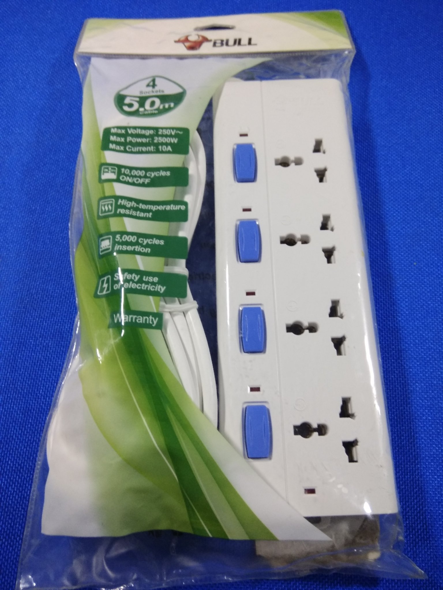Bull 4 Sockets & 4 Switch 5 Meter Extension Board
