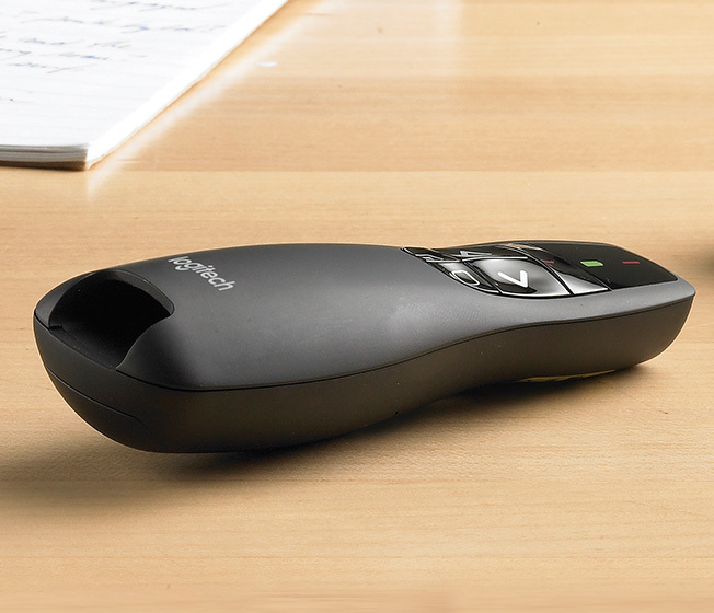 Logitech R400 Wireless Presentation Remote with Laser Pointer
