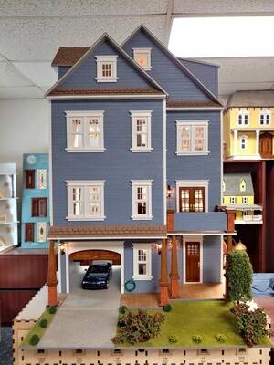 Traditional Cottage//workshop//pool room// mini store 1:12 scale Dollhouse