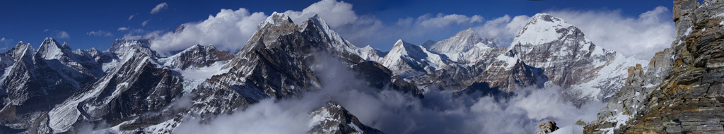 Panorama "Blick vom Mera Peak"