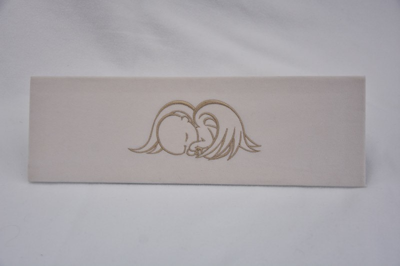 close up of baby wings insert