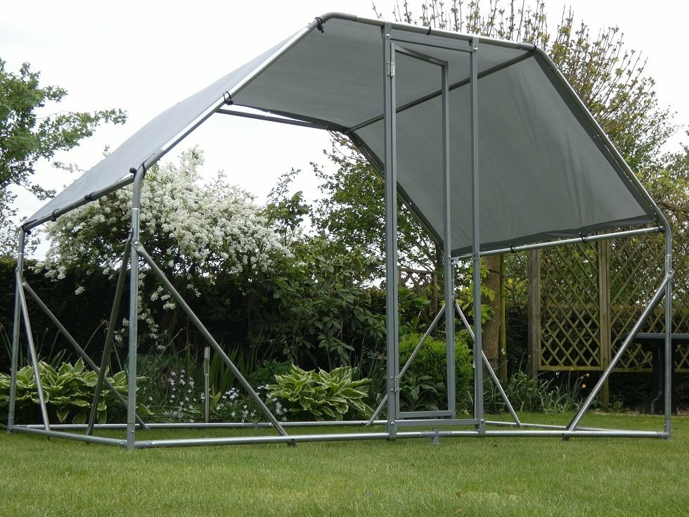 Kippenren / volière 2 x 3 x 2 m plat dak incl draad en zeil 01179