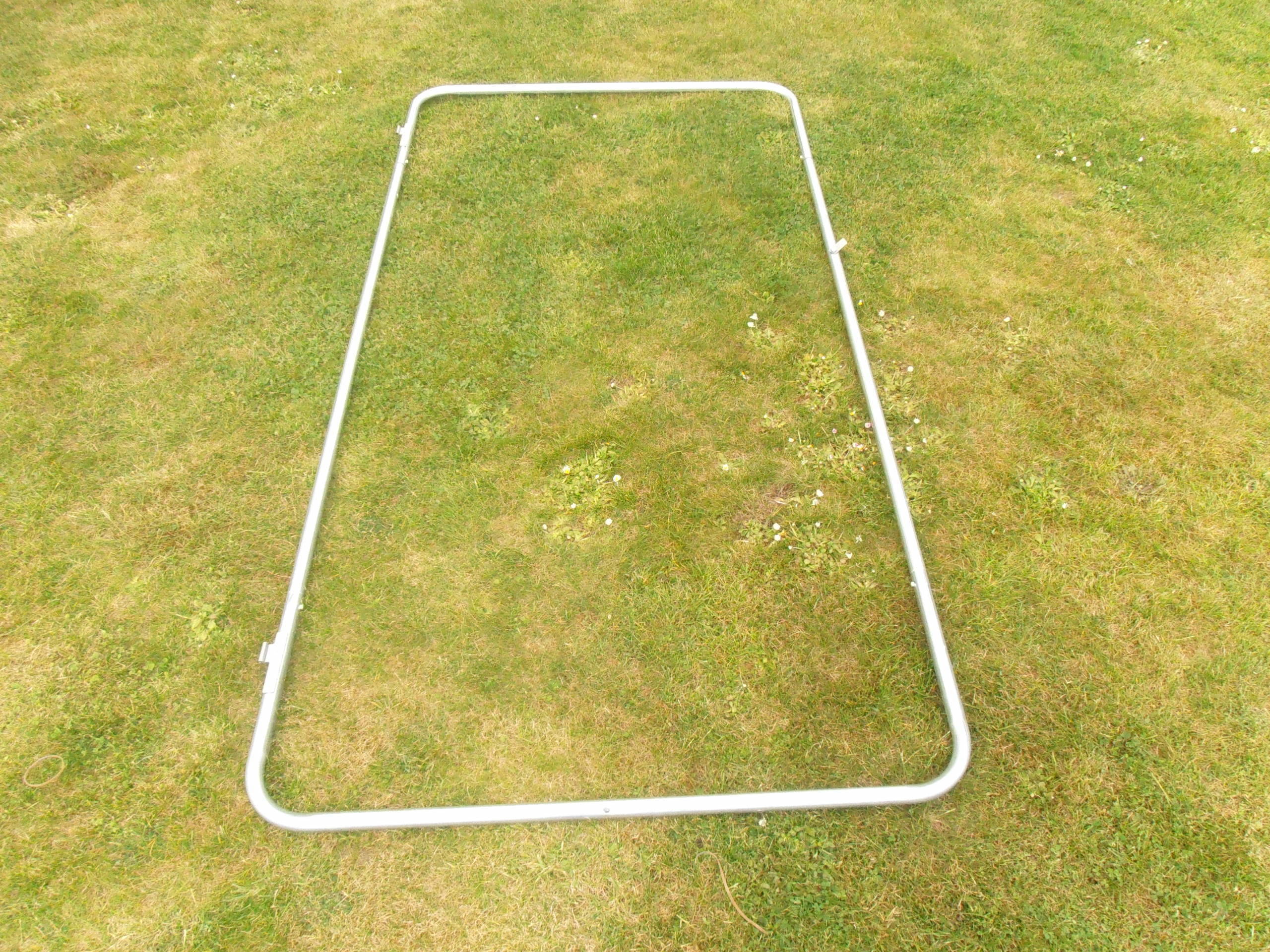 Kader / frame 6 x 3.5 x 2 m met DRAAD EN NET