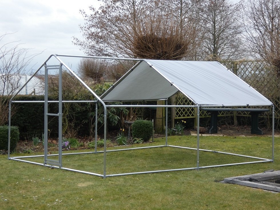 Kippenren / volière 4 x 3 x 2 m puntdak incl draad en zeil 01161