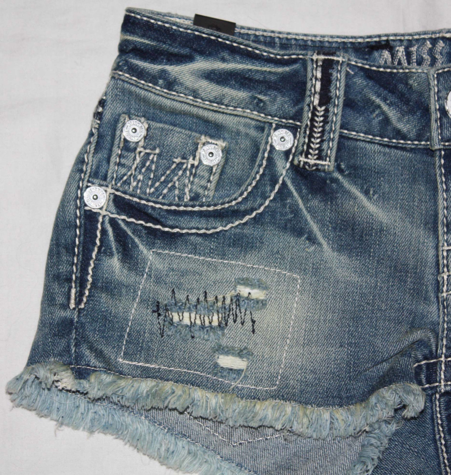 Cute patchwork stitching on front