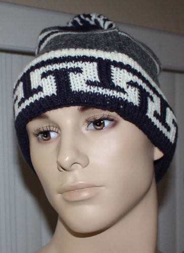 Timberland Men's Gray, Cream & Purple Crocheted Stitching Beanie Hat (One Size) 07565