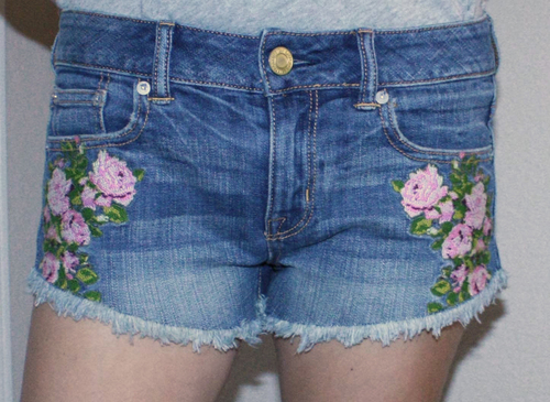 American Eagle Women's FESTIVAL SHORTIE Floral Stitching Shorts (Several sizes) 03597