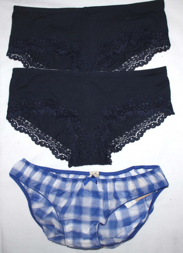 Lot 3 Hollister Women's Junior Navy Panties & Blue & White Plaid Panties (Small) 03293