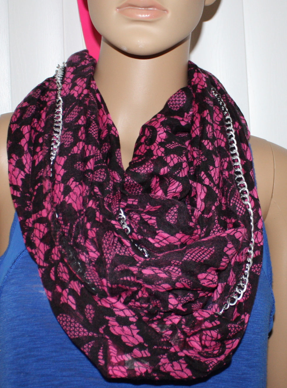 Betsey Johnson Women's Double Loop Black/Magenta Silver Chain Scarf 10298