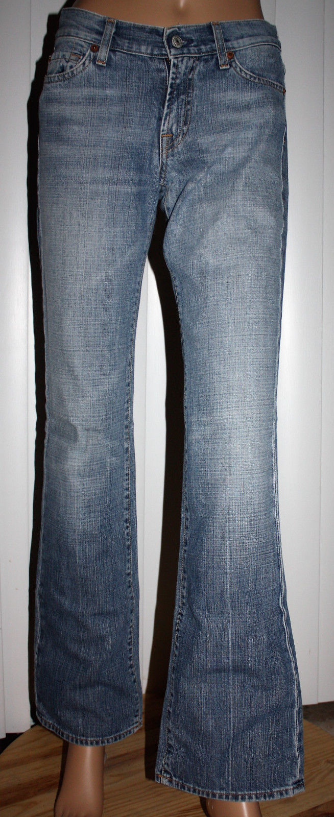 7 For All Mankind Women's Boot Cut Denim Jeans (26 Regular) -Pre-owned 12137