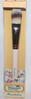 The Vintage Cosmetic Company Foundation Brush The Vintage Cosmetic Company Foundation Brush