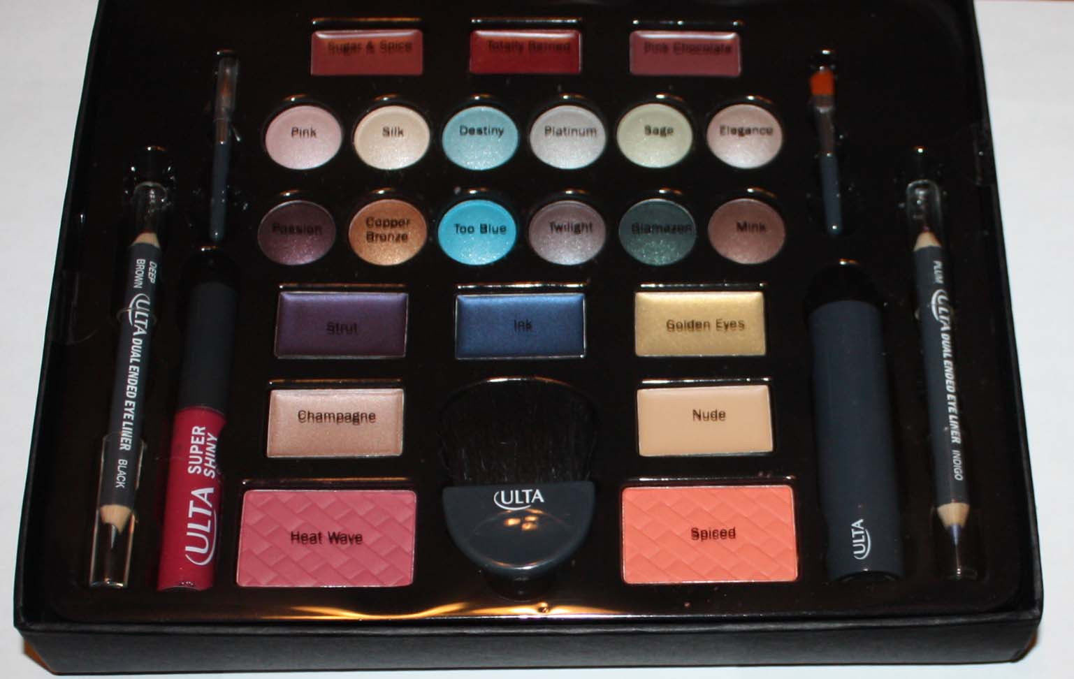 makeup palette from upper compartment
