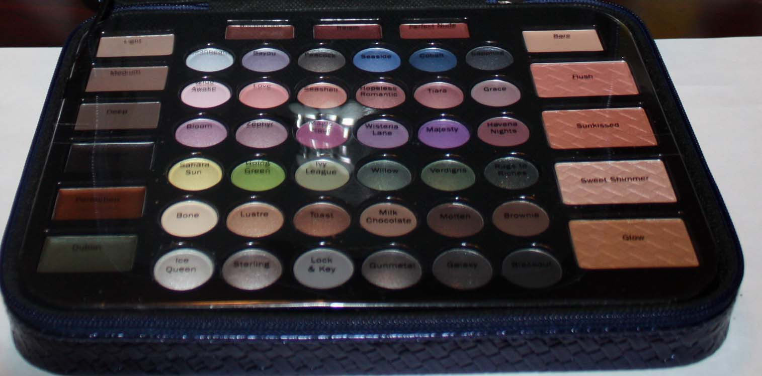 makeup palette from lower compartment