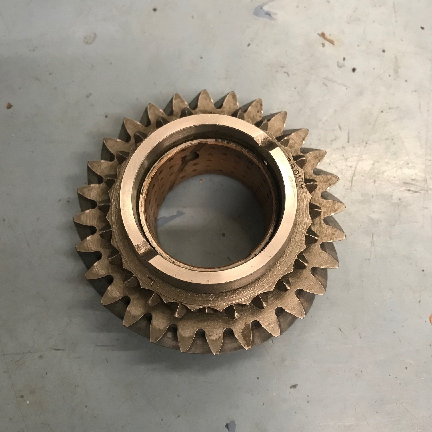 Volvo M40 2nd gear 28 tooth (used) 380174 TRV201B