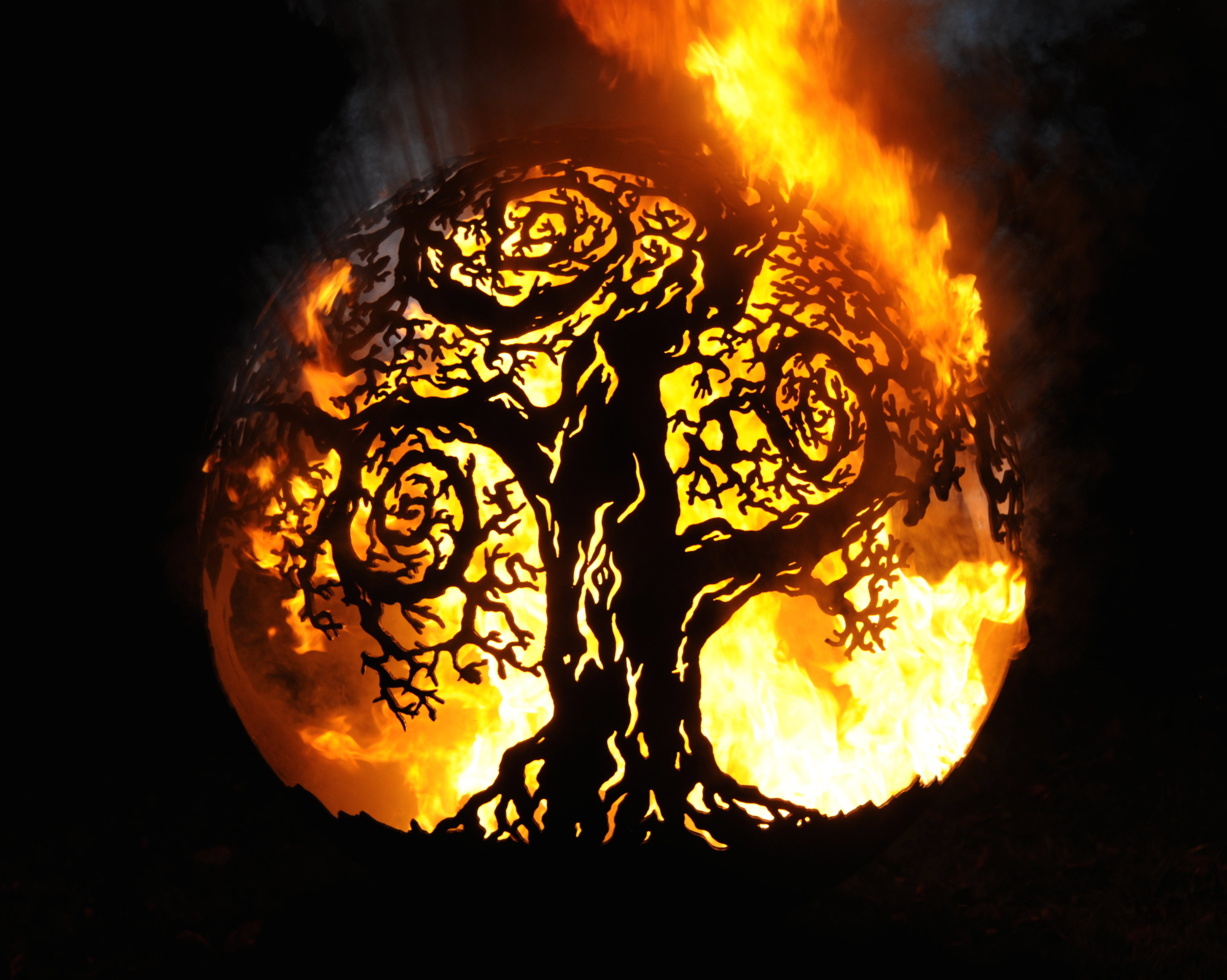 900mm Twisted Tree Firepit