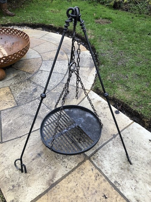 Tripod Cooking Stand for Large Bowls