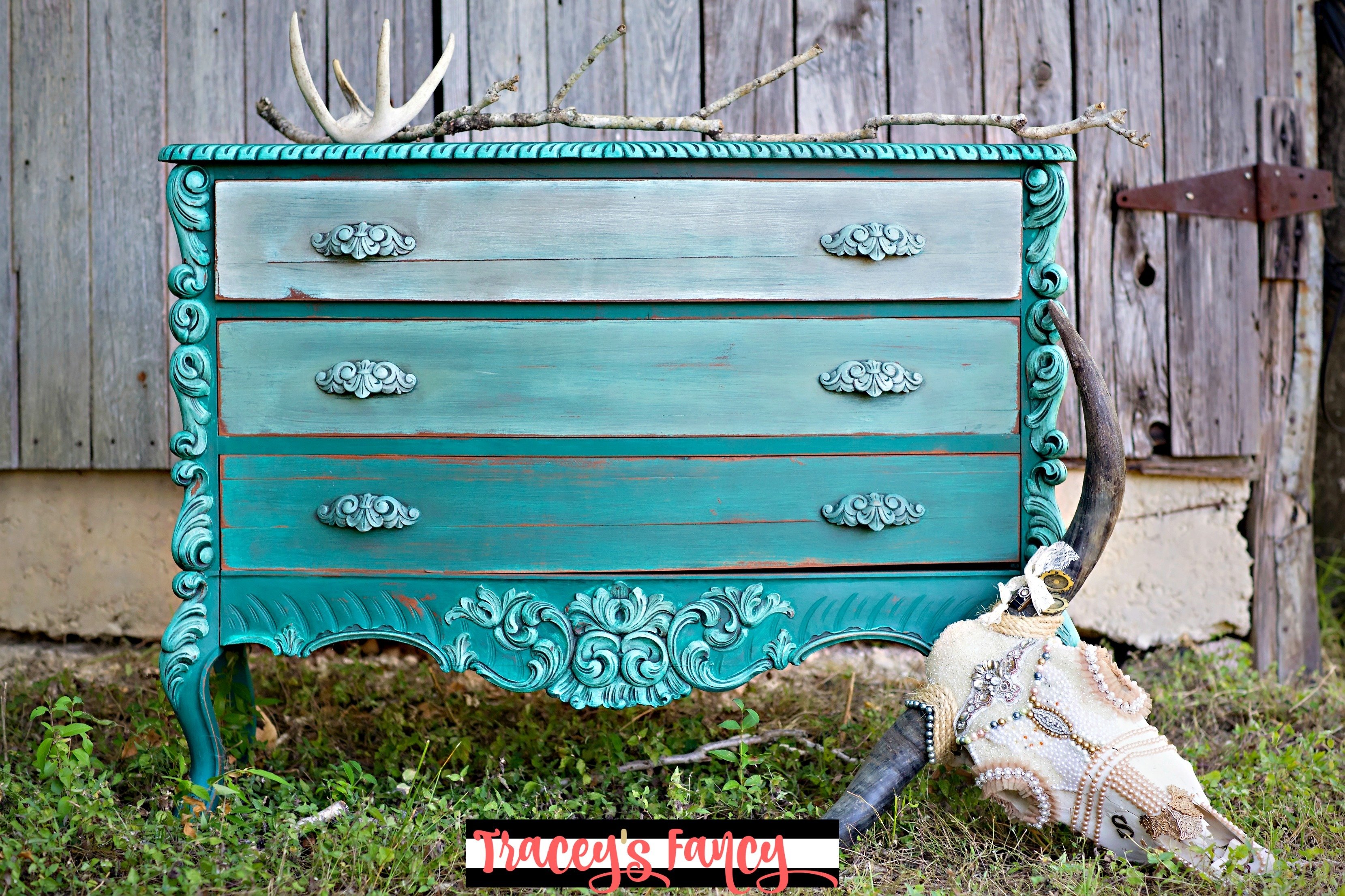Farmhouse Ombre Color Wash Furniture Tutorial