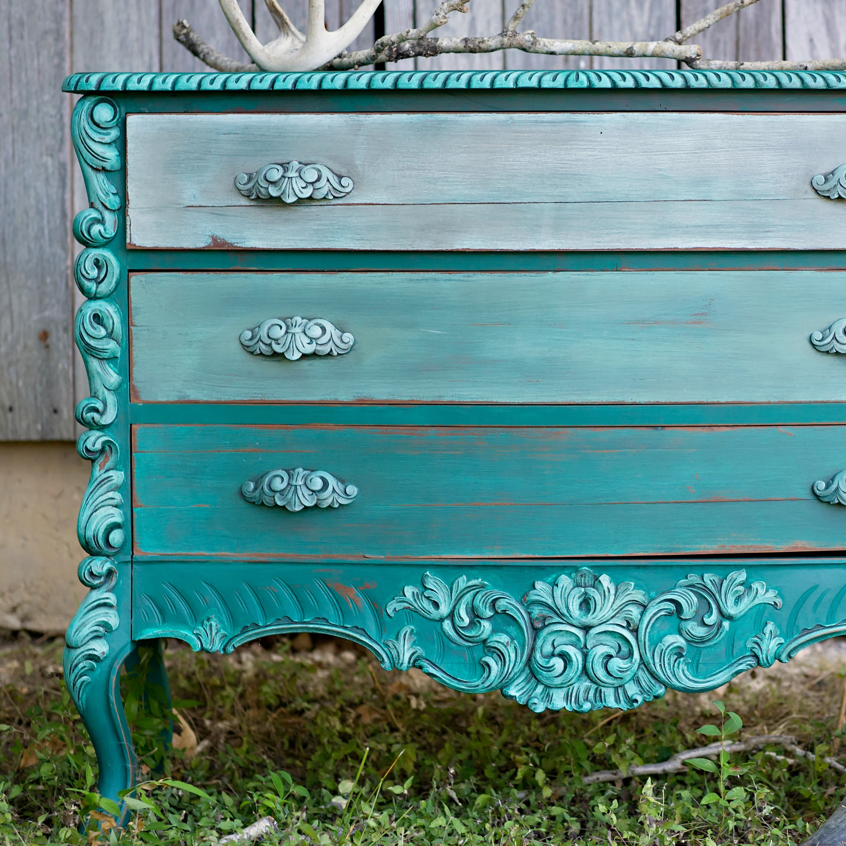 Farmhouse Ombre Color Wash Furniture Tutorial