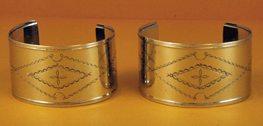 Bracelets 1 ½" Wide, Stamped, Raised Edges BRC-15E-2