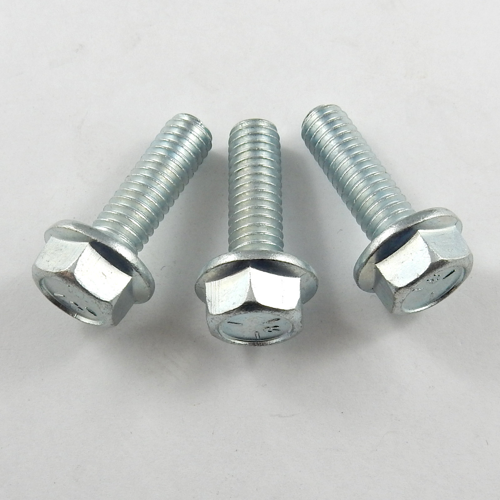 Speedway Mud Cover Bolt Conversion Kit - 3 Pack