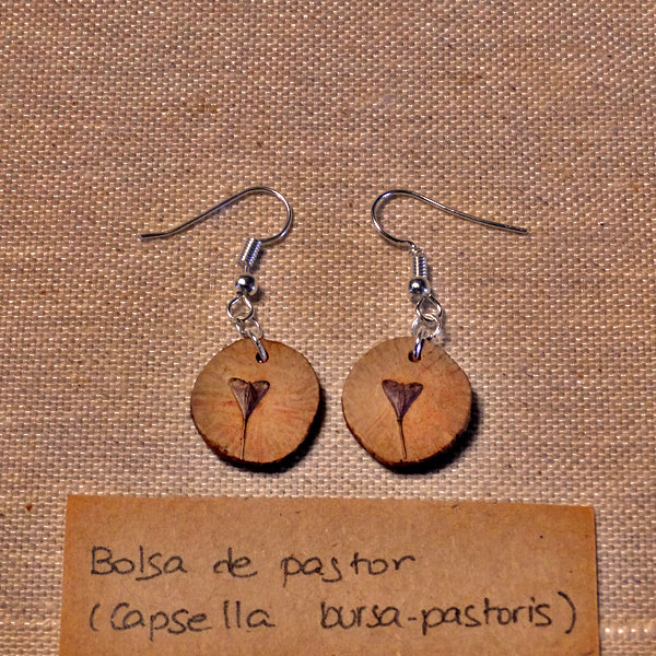 Collar con flor y pendientes