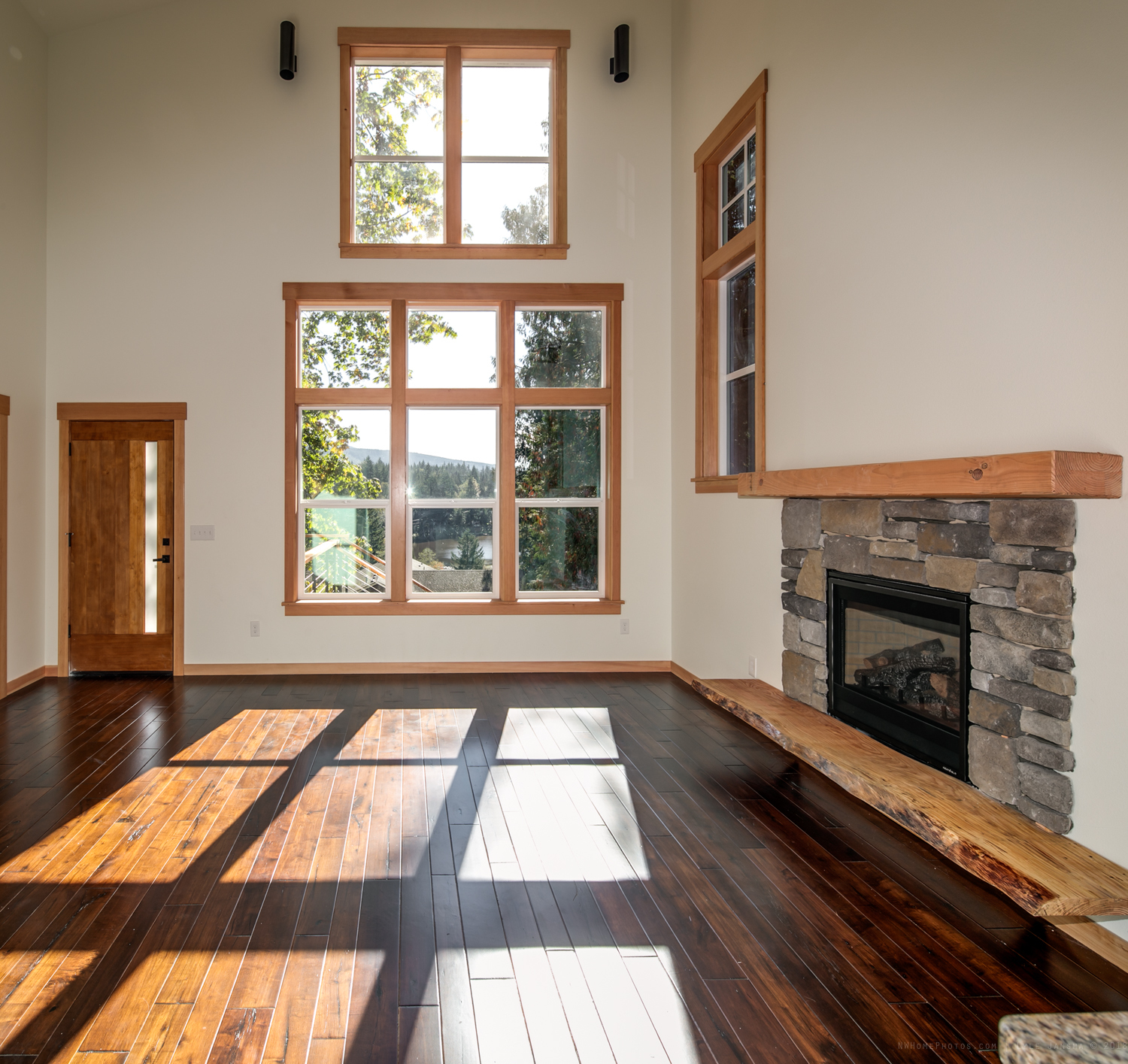 Contemporary 214
