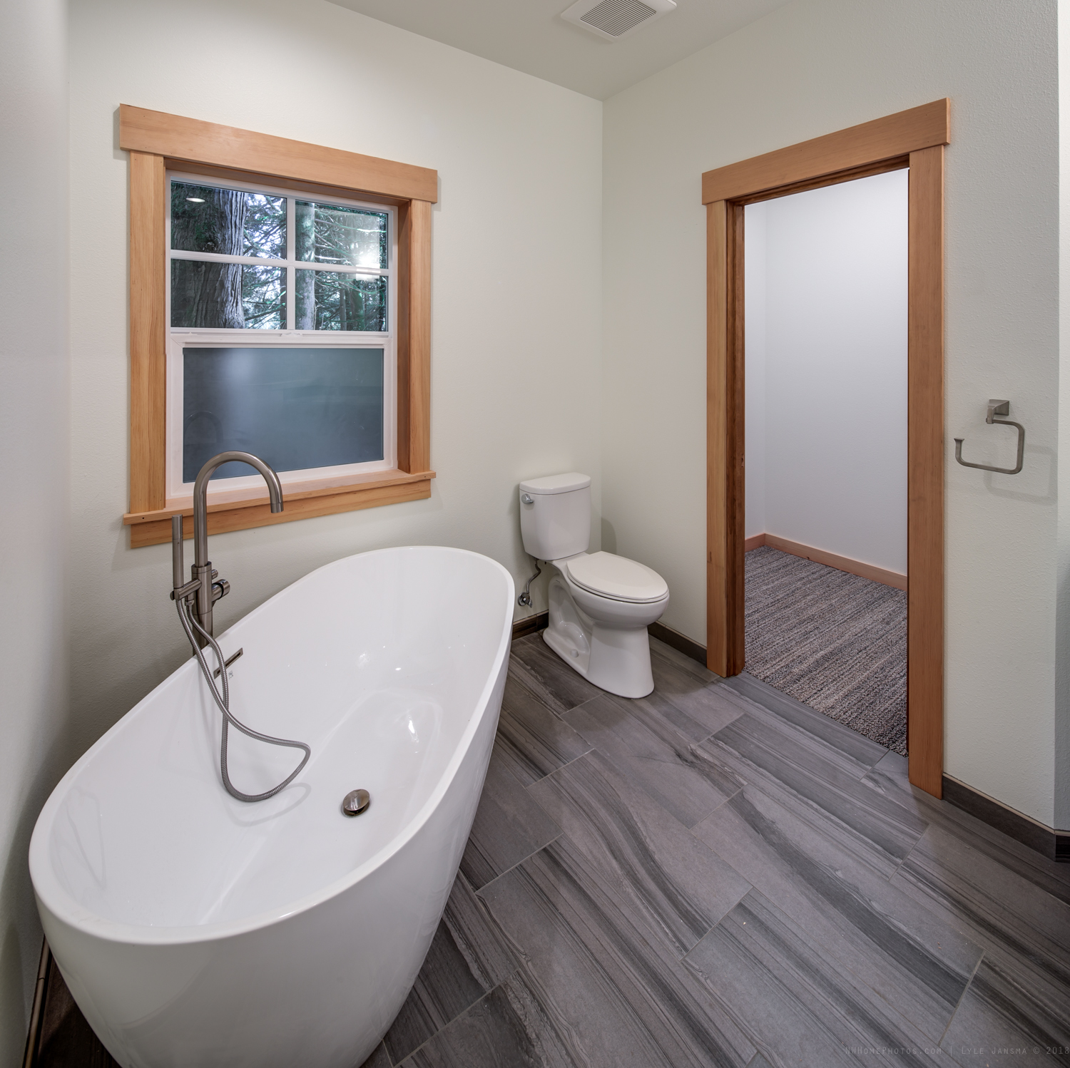 Contemporary 214