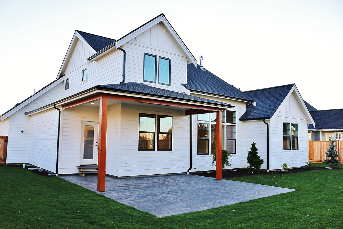 Contemporary Farmhouse 801