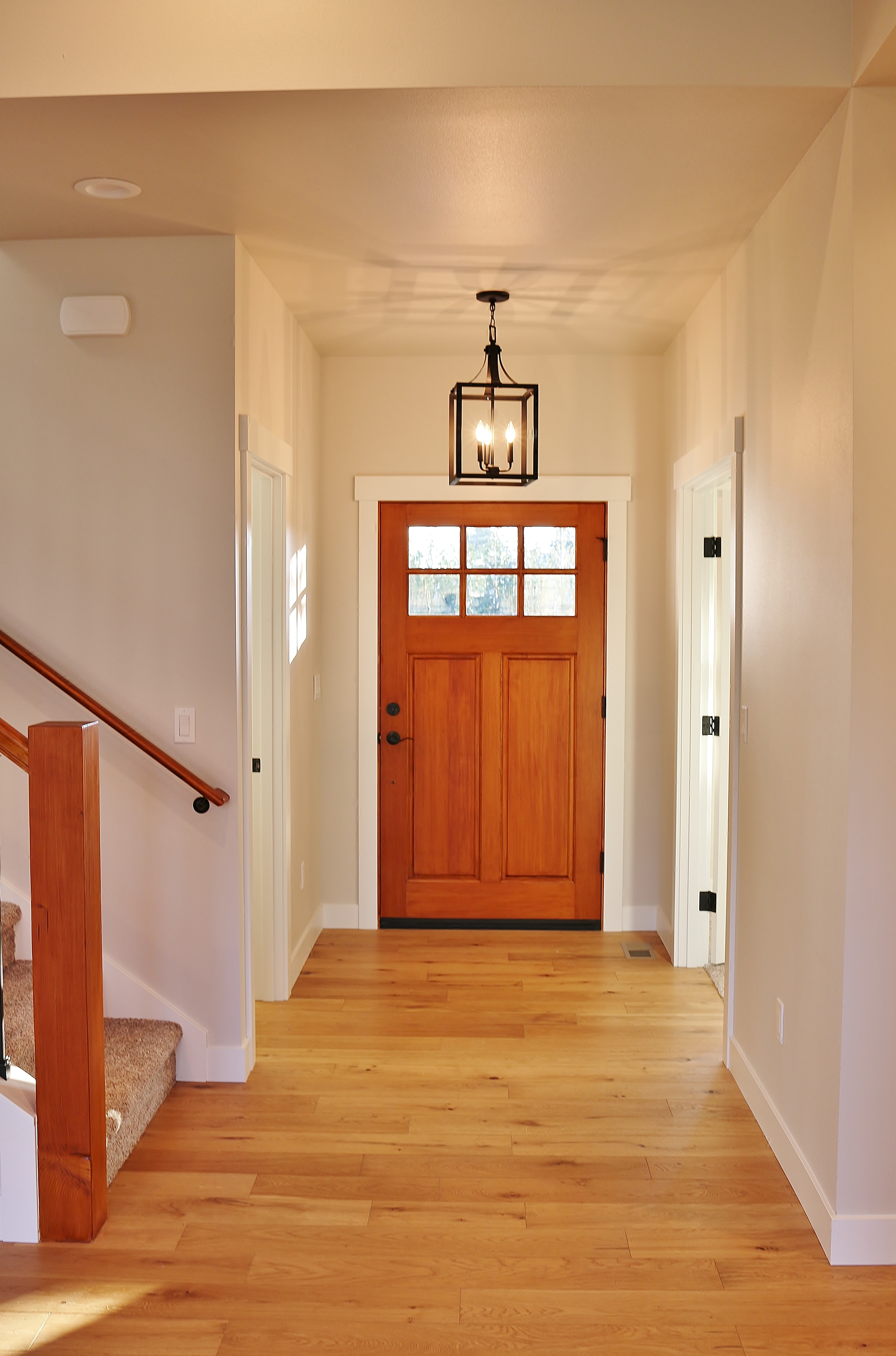 Contemporary Farmhouse 801