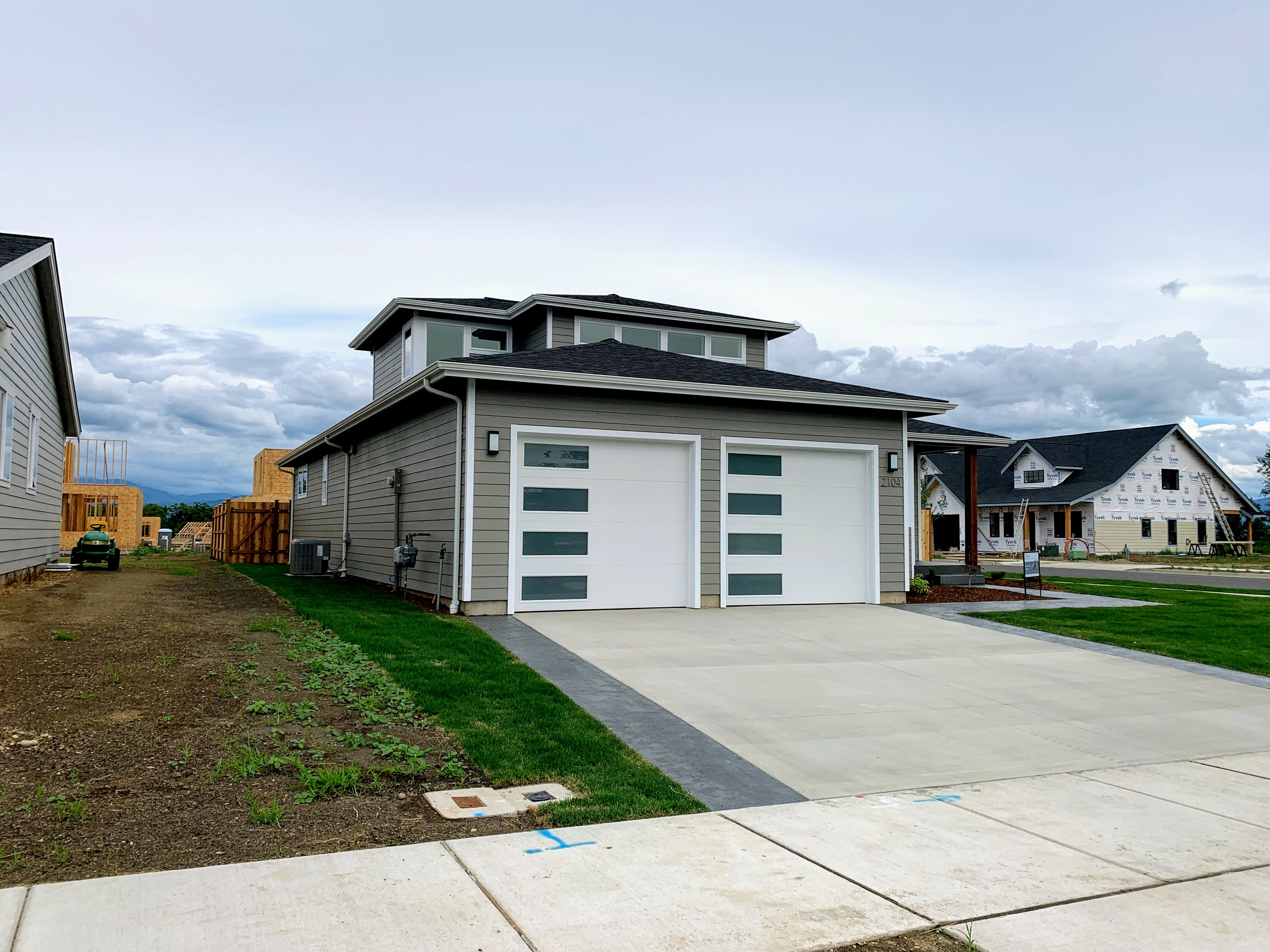 Contemporary 209