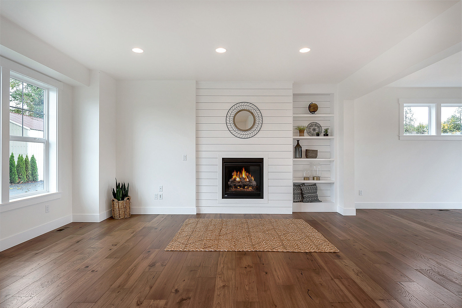 Contemporary Farmhouse 806