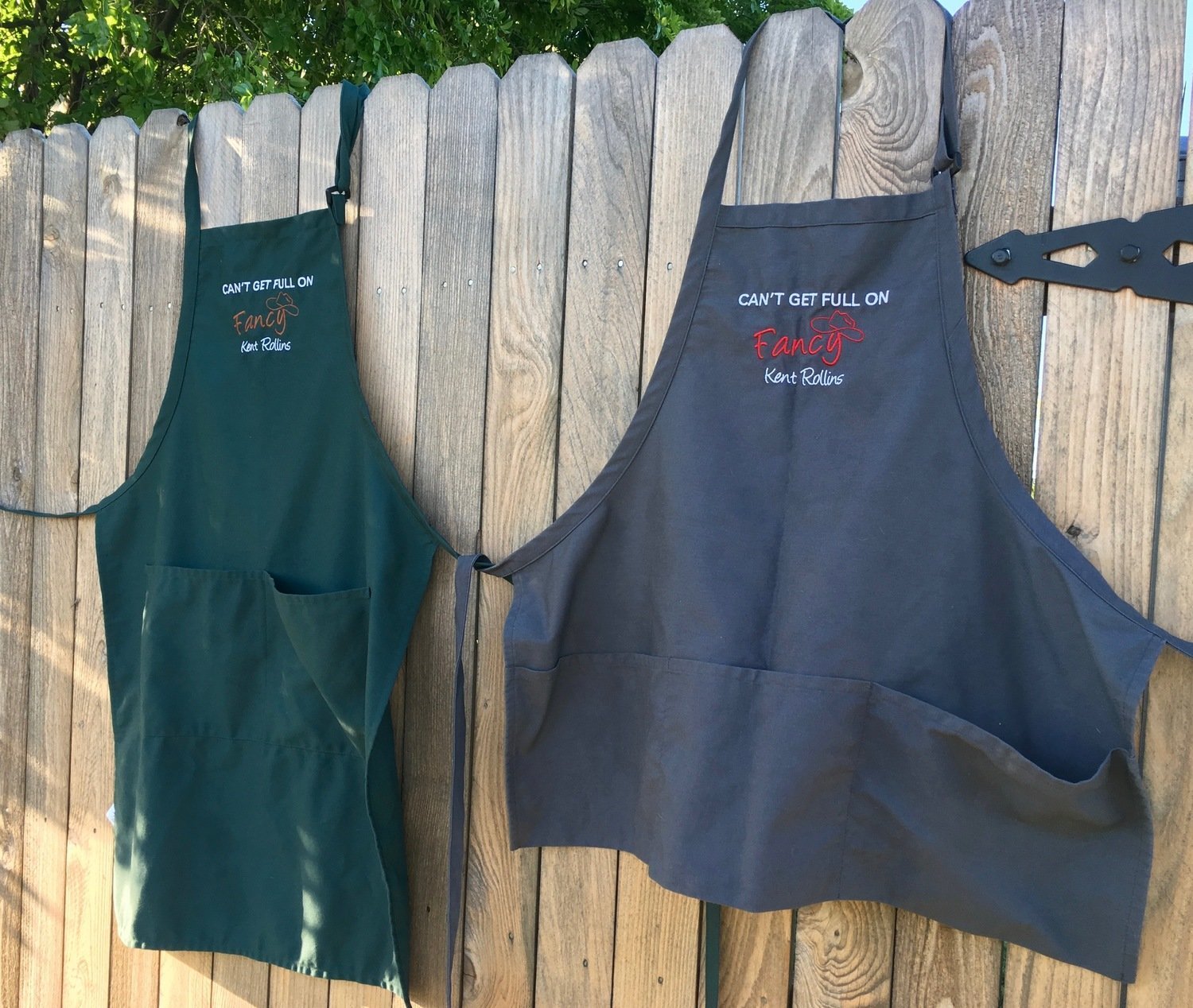 Can't Get Full on Fancy Apron 03